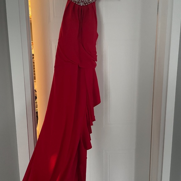Maxi red dress, perfect for Valentines. - Picture 5 of 5